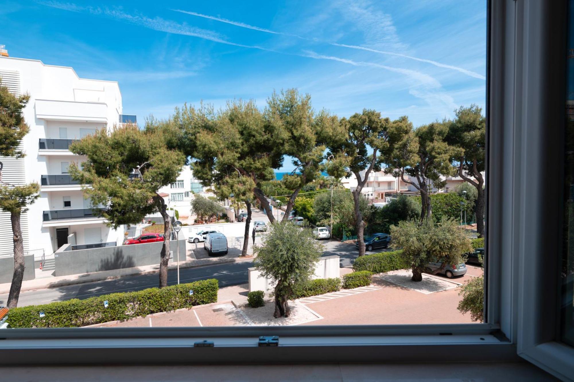 Monopoli Favolosa - Spacious 100Mq Apt. W/ Parking Exterior foto